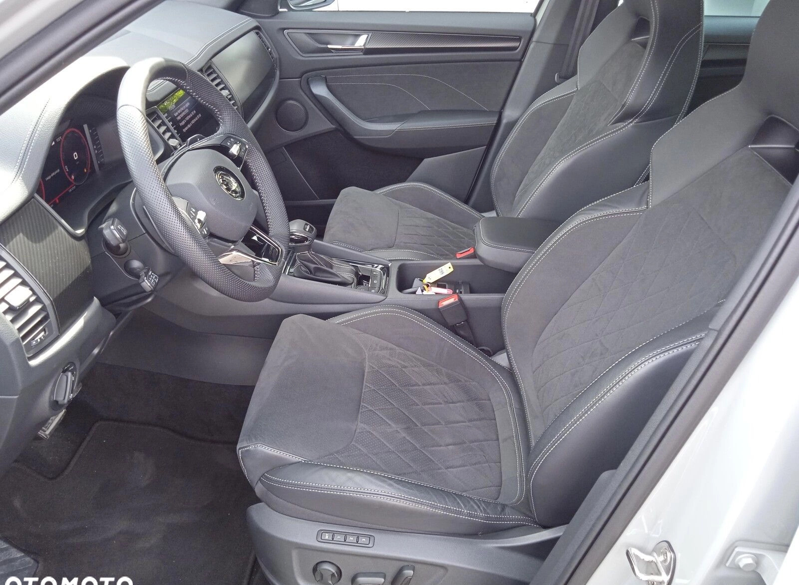 Skoda Kodiaq cena 164500 przebieg: 18607, rok produkcji 2023 z Gliwice małe 379